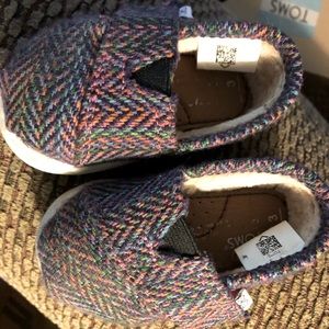 Tiny TOMS size 3